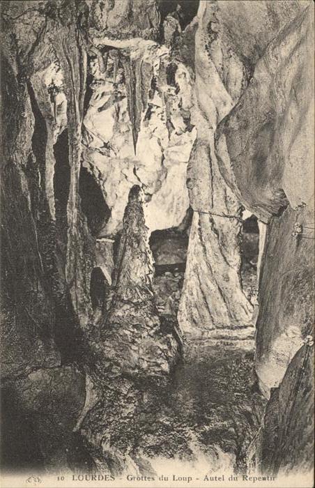Hoehlen Caves Grottes Lourdes Grottes du Loup