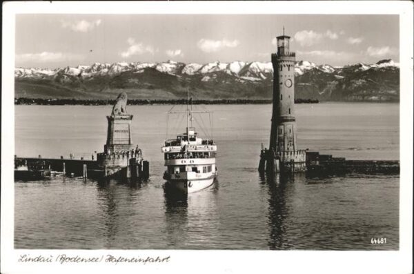 Leuchtturm Lighthouse Dampfer Lindau-Bodensee