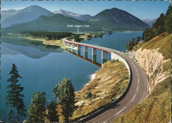 Lenggries Sylvensteinsee Deutsche Alpenstrasse Fa