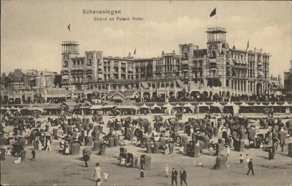Scheveningen Strand an Palace Hotel