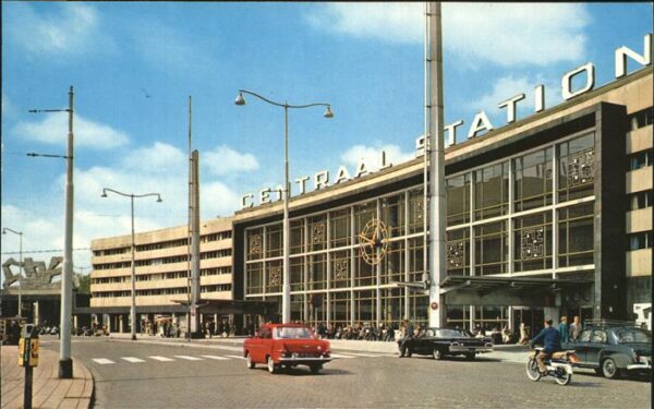 Niederlande Central Station (Bahnhof)