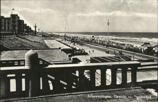 Scheveningen Gezicht op Boulevard