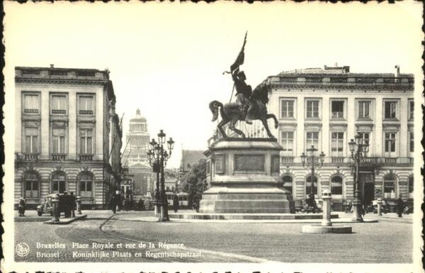 Bruessel Bruxelles Place Royale et rue de la Regence