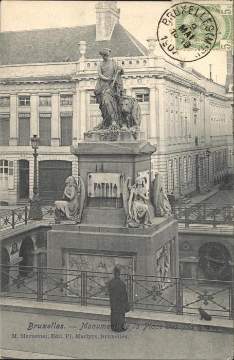 Bruessel Bruxelles Monument de la Place des Martyrs