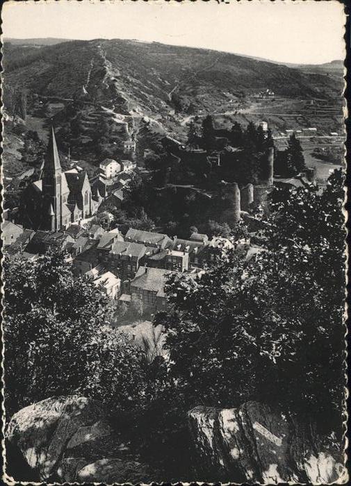 La Roche-en-Ardenne L_Eglise et le Chateau