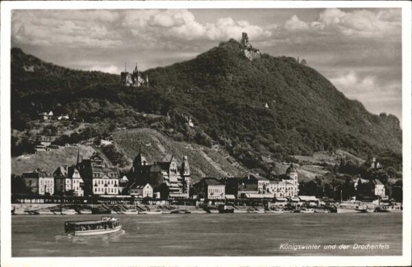 Koenigswinter Rhein Panorama mit Drachenfels Hotel Re