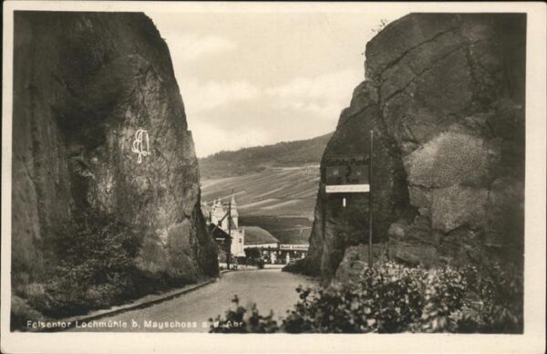 Mayschoss Felsentor Lochmühle Hotel Weinhaus Ahrt
