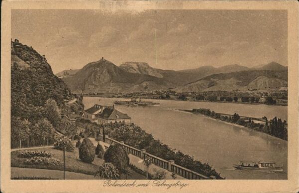 Rolandseck Rhein Schiffe Siebengebirge