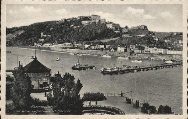 Koblenz Rhein Rheinpanorama mit Ehrenbreitstein Schif