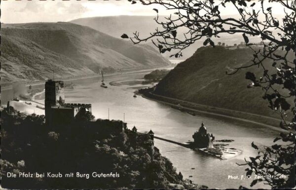 Caub Rheinpanorama mit Burg Gutenfesl Pfalz