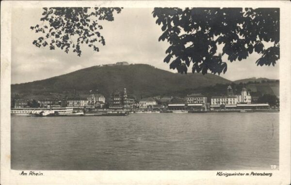 Koenigswinter Rheinpanorama mit Petersberg