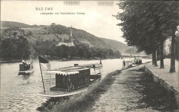 Bad Ems Lahnpartie mit Kirche Boote