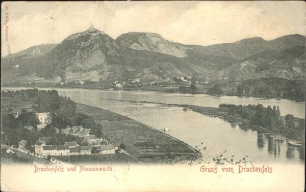 Koenigswinter Rheinpanorama mit Drachenfels und Nonne