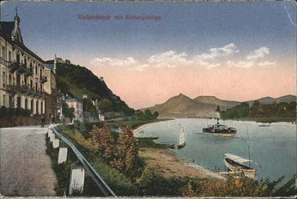 Rolandseck Rheinpanorama mit Siebengebirge Schiffe