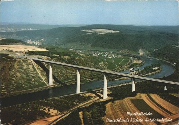 Winningen Mosel Moseltalbrücke Campinginsel