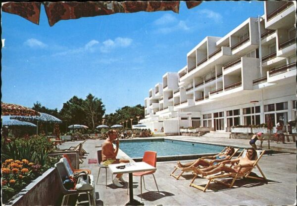 Rab Kroatien Hotel Carolina Terrasse Swimming Pool