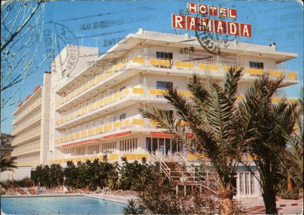Peniscola Ramada Hotel Papa Luna Piscina