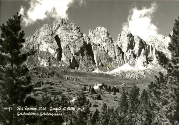 Bozen Suedtirol Rifugio Firenze Gruppo di Odle Dolomiti
