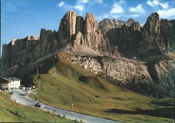 Passo Gardena Rifugio Grupopo del Sella