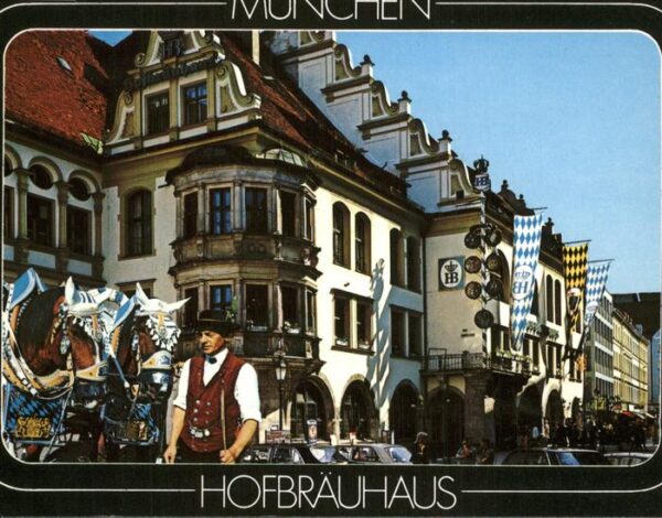 Muenchen Hofbräuhaus Tracht