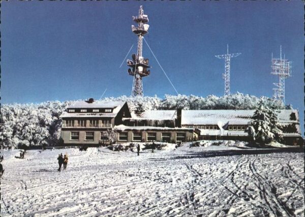 Vogelsberg Hessen Berggasthof Hoheroderskopf Winter