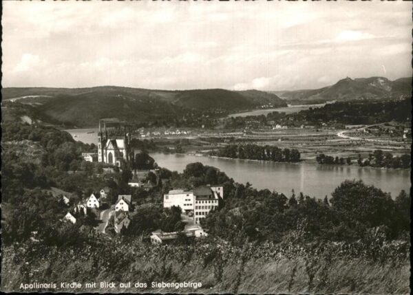 Remagen Apollinaris Kirche mit Blick auf Sieben