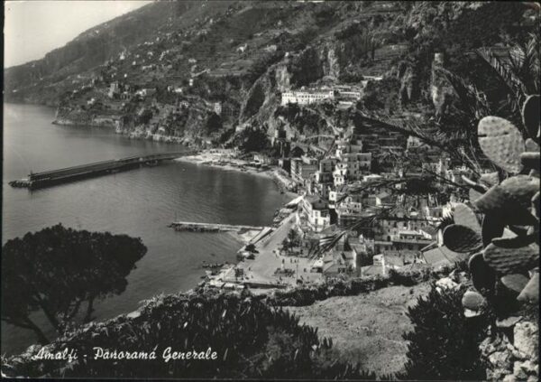 Amalfi Panorama generale Porto
