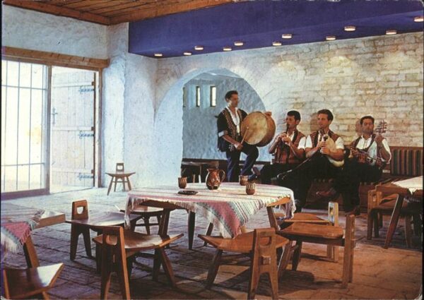 Slantschev Brjag Musik in einer Kneipe Instrument