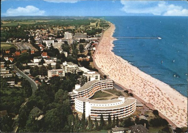 Groemitz Ostseebad Fliegeraufnahme Ostseeheilbad Hotel Str