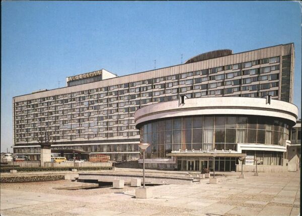 Leningrad St Petersburg ---