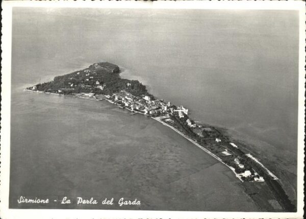 Sirmione Lago di Garda La Perla del Garda veduta aerea