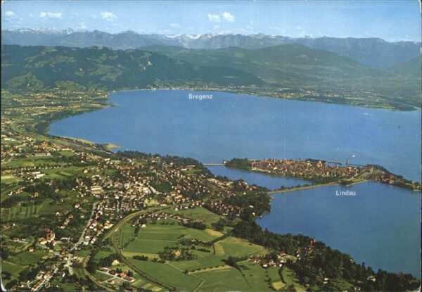 Lindau Bodensee mit Bregenzer Bucht und Schweizer Alpen