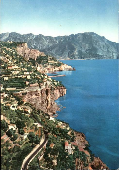 Amalfi Panorama dalla strada di Sorrento