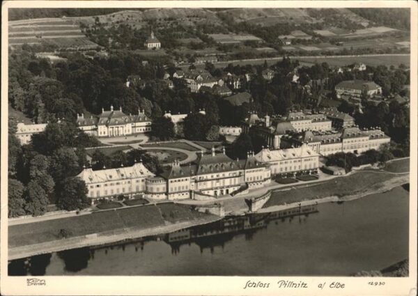 Pillnitz Schloss Pillnitz Elbe Fliegeraufnahme