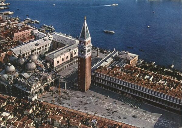 Venezia Venedig Piazza San Marco dall aereo