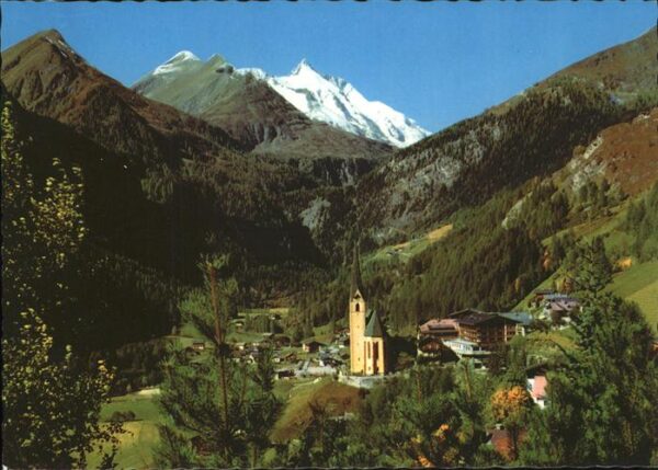 Heiligenblut Kaernten mit Grossglockner Panorama