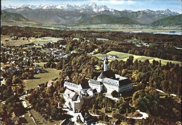 Andechs Kloster Andechs mit Zugspitze Fliegerau