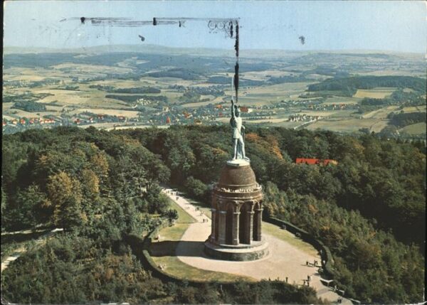 Hermannsdenkmal Teutoburger Wald Fliegeraufnahme