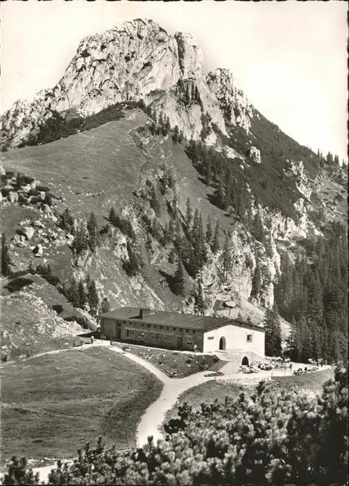 Kampenwand Chiemgau Berghotel mit Westgipfel