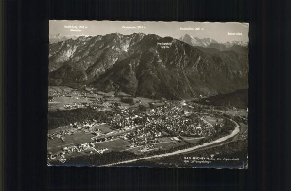 Bad Reichenhall am Lattengebirge Fliegeraufnahme
