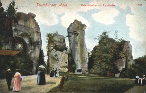 Teutoburgerwald Externsteine Landseite