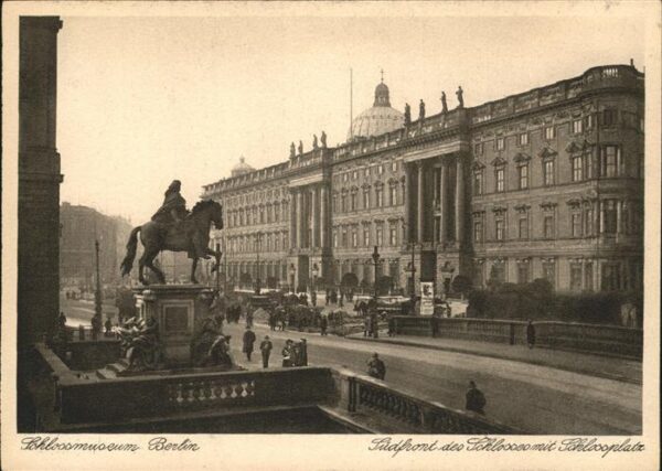 Berlin Schlossmuseum Südfront