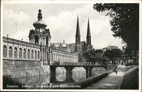 Dresden Zwinger Kronentor Sophienkirche