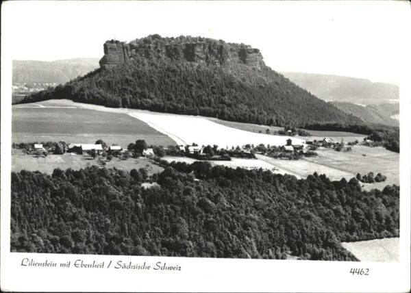 Lilienstein Fels Mit Ebenheit
