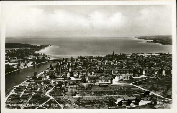Konstanz Fliegeraufnahme Panorama mit Bodensee