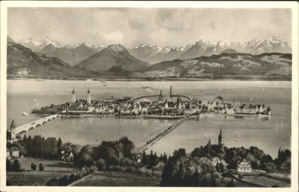 Lindau Bodensee Inselblick mit Schweizer Alpenpanorama