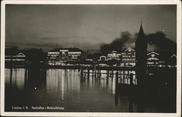 Lindau Bodensee Seehafen Beleuchtung