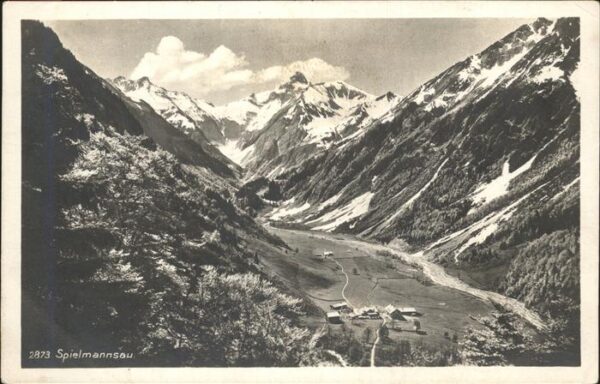 Spielmannsau mit Alpenpanorama