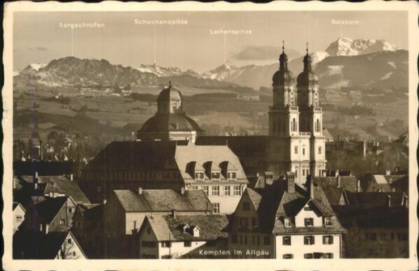 Kempten Allgaeu Ortsblick mit Kirche und Alpenpanorama
