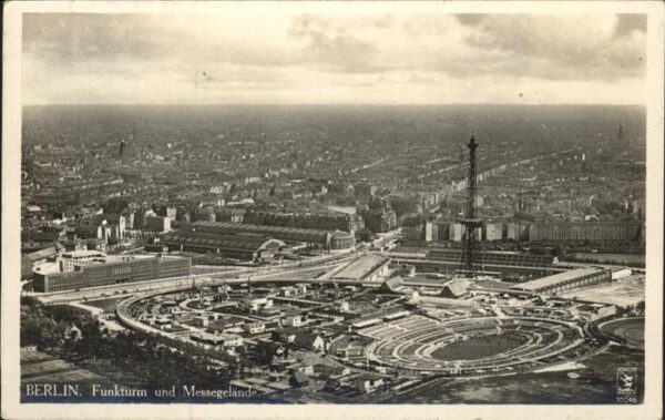 Berlin Messegelände mit Funkturm Fliegeraufnah